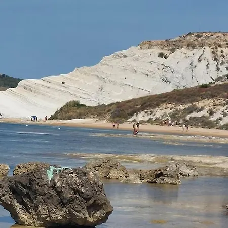 Affitti Brevi Donna Rosa Apartmán *